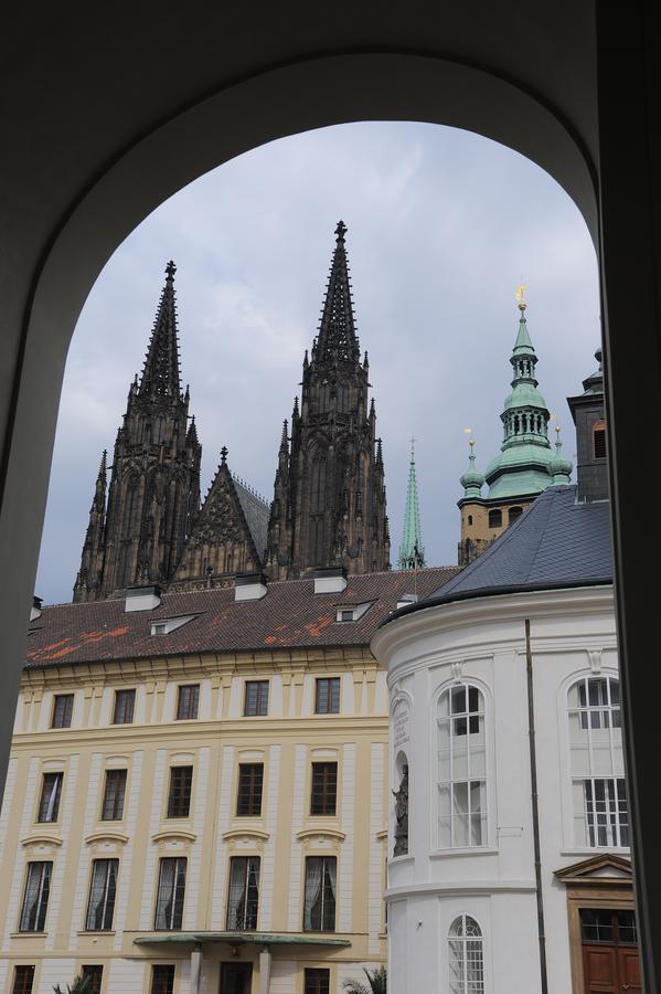 Family Style & Garden Apartments Prague Exterior photo